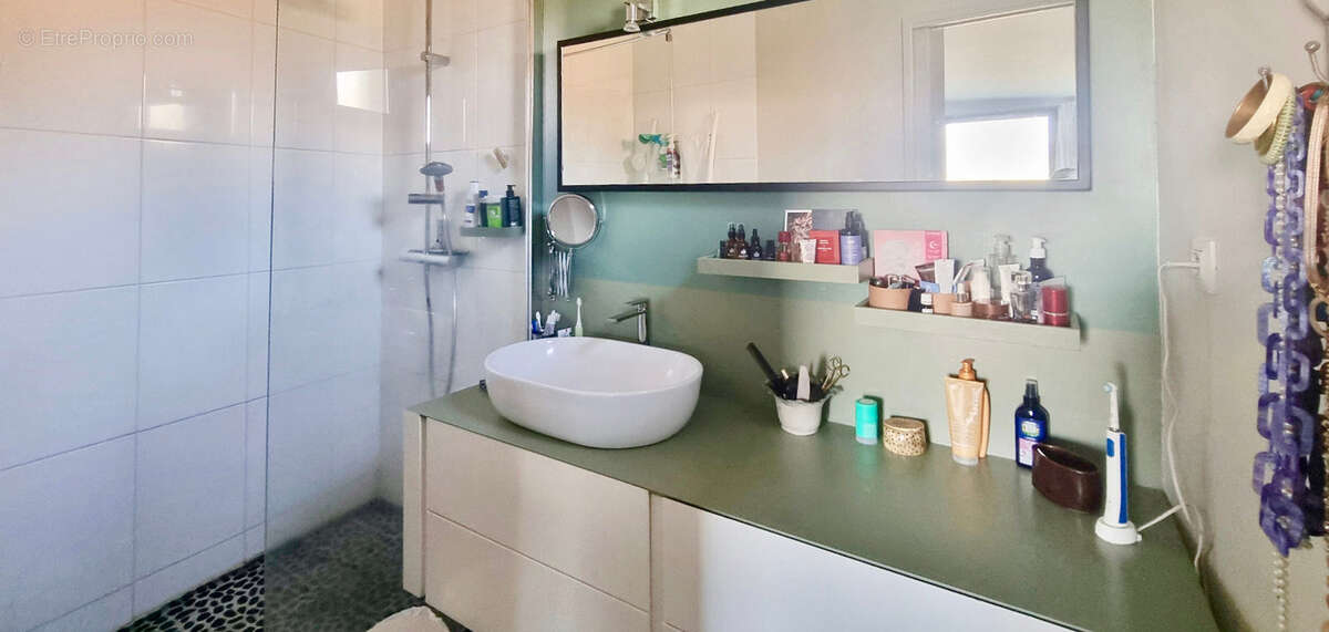 Maison à PONT-DU-CHATEAU