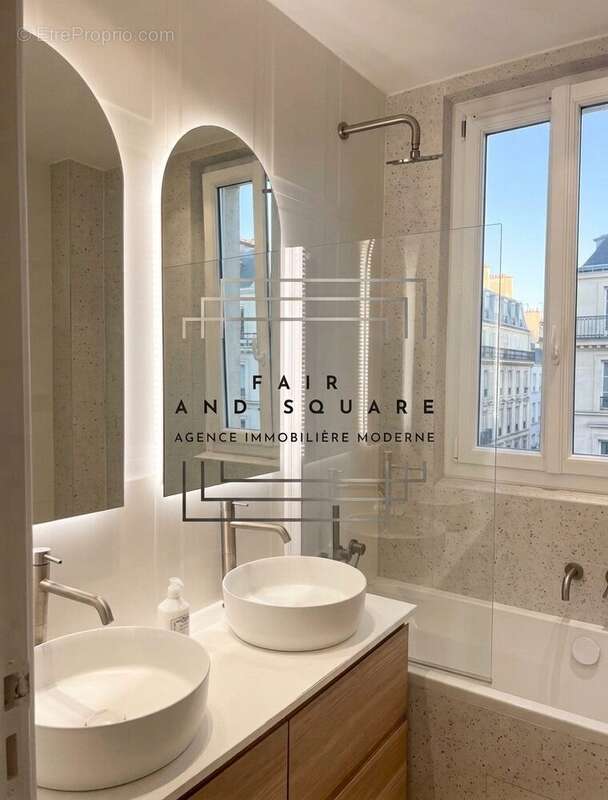 Appartement à NEUILLY-SUR-SEINE