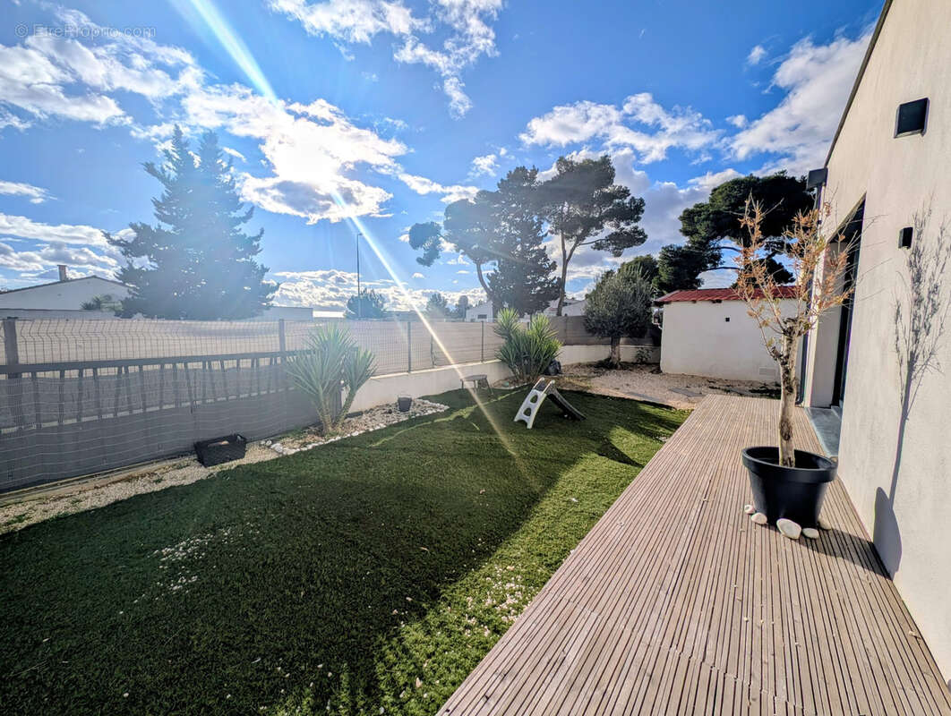 Maison à LEZIGNAN-CORBIERES