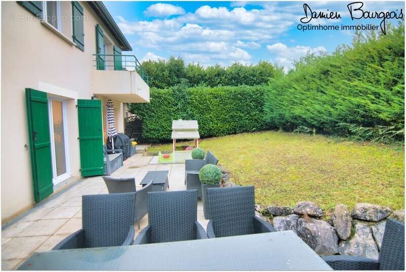 Maison à PREVESSIN-MOENS