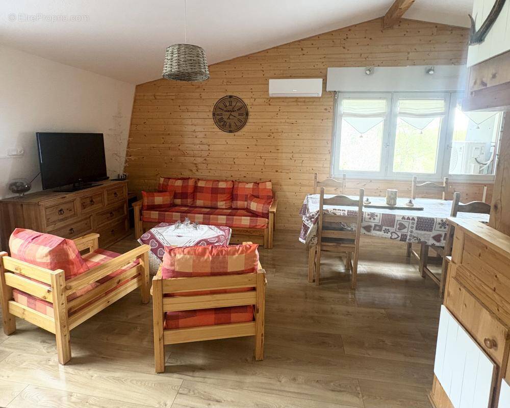 Appartement à FONT-ROMEU-ODEILLO-VIA