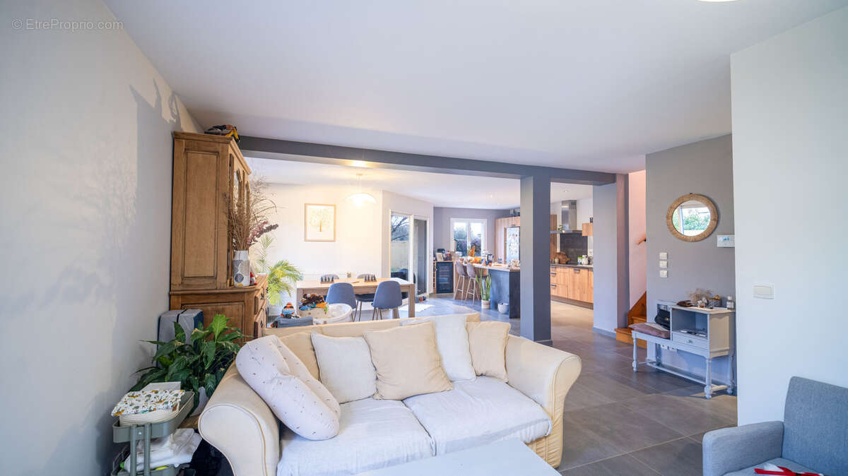 Maison à MALATAVERNE