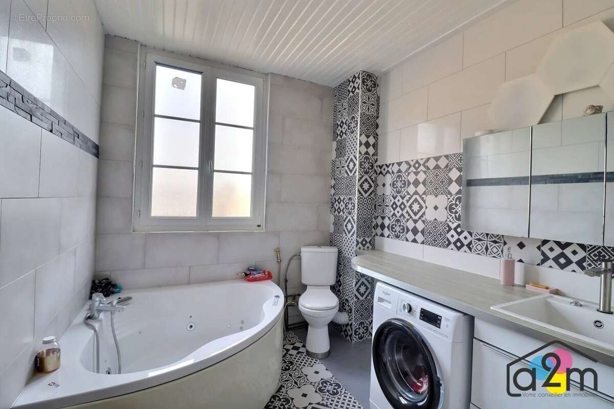 Maison à MONTATAIRE