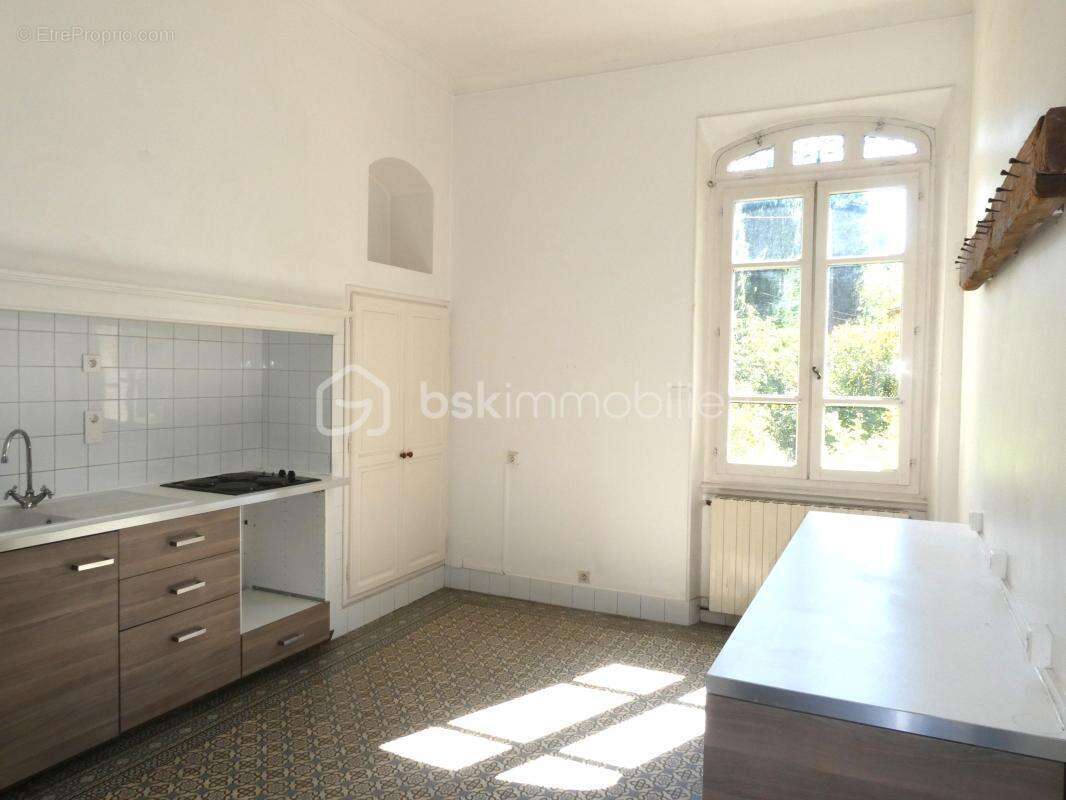 Maison à CABANNES