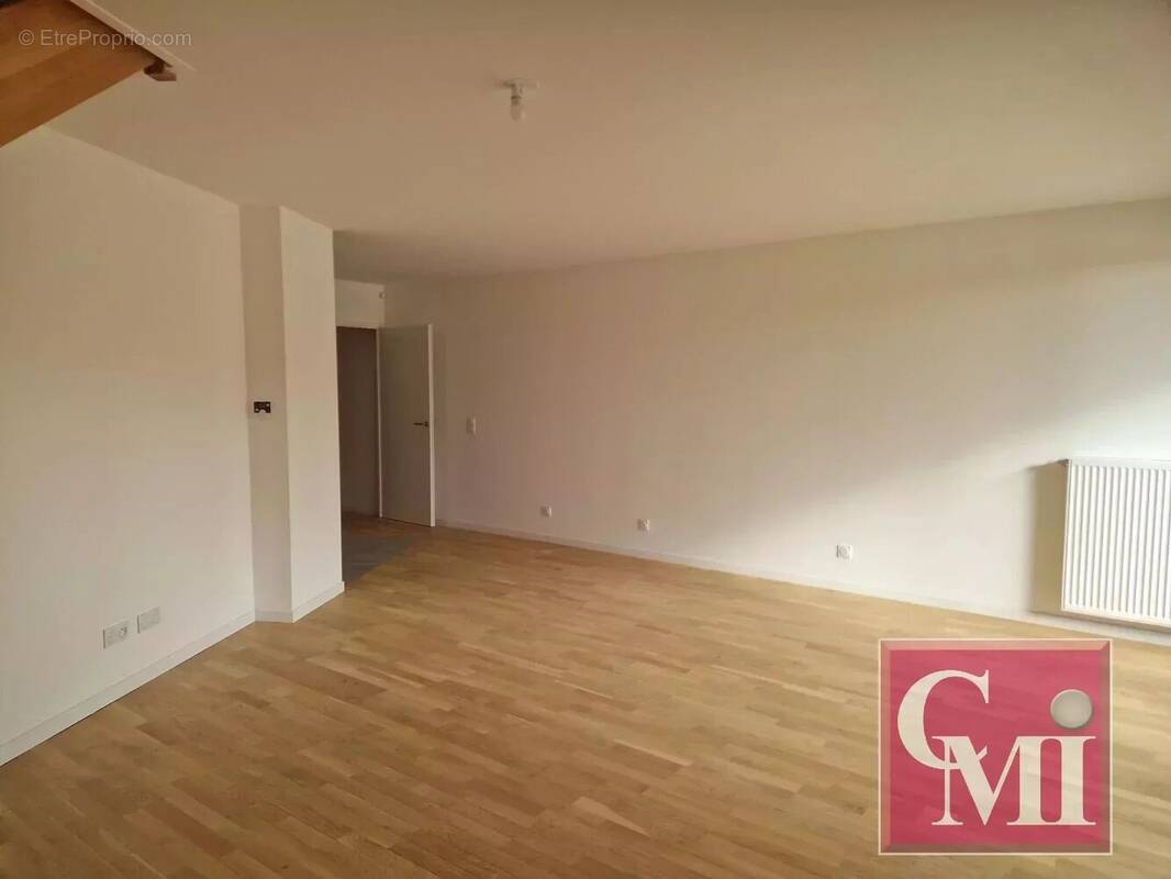 Appartement à ARPAJON