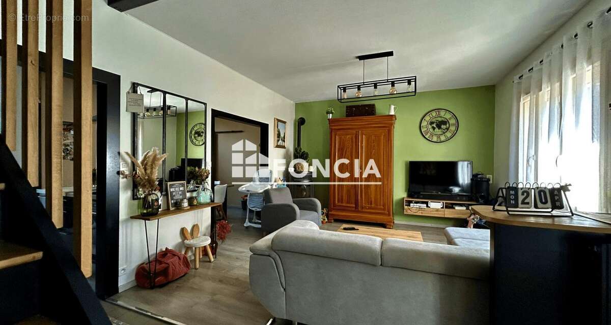 Maison à BONNETABLE