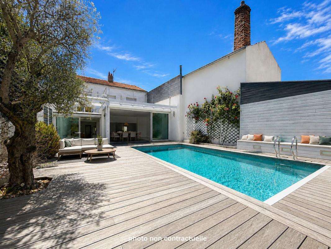 Maison à LA ROCHELLE