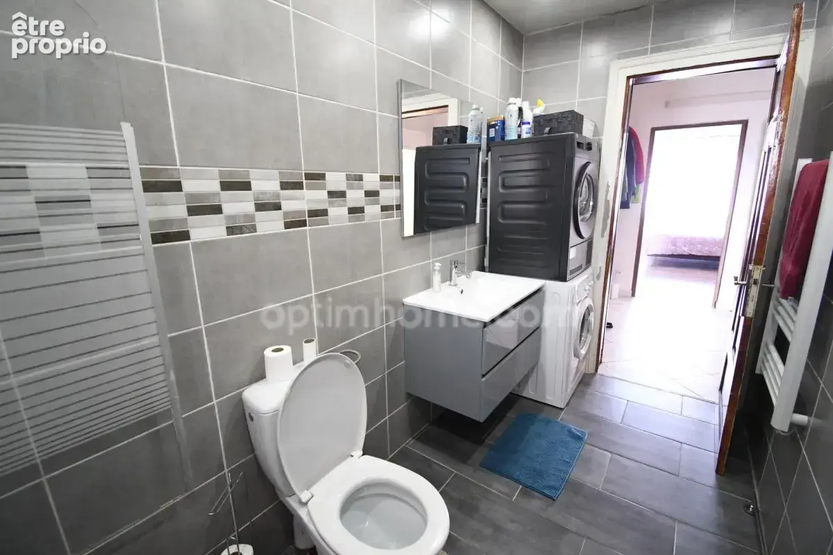 Immeuble complet - 3 appartements - places parking - photo 20