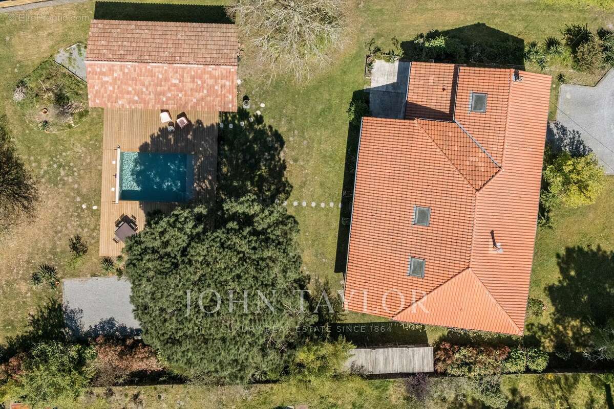 Maison à PISSOS