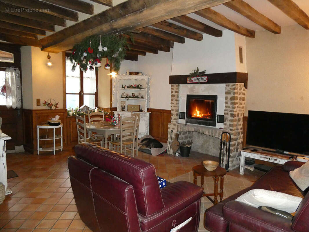 Maison à la campagne avec Garage - photo 2
