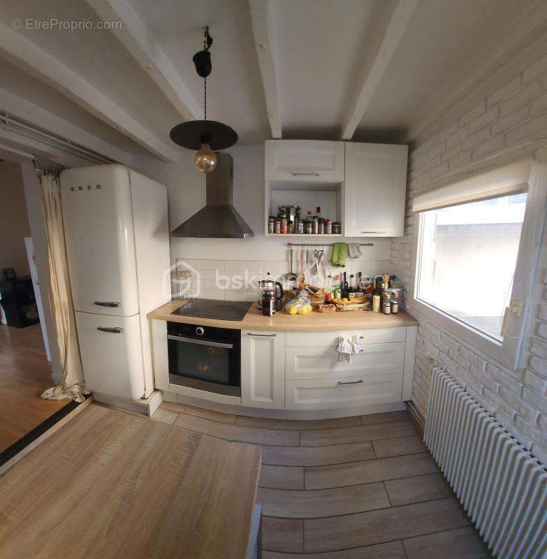 Charmant T3 de 60 m² – Idéalement situé, proche Préfecture - photo 3
