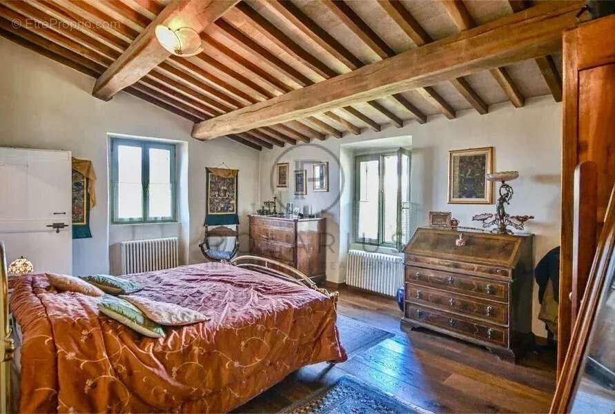 Ferme restaurée du XVIIIe siècle avec 6 chambres + 3 appartements pour invités sur 27 hectares près de Cagli, Marches. Piscine,  - photo 7