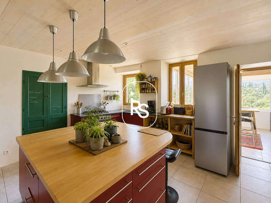 Maison à CHASSIERS
