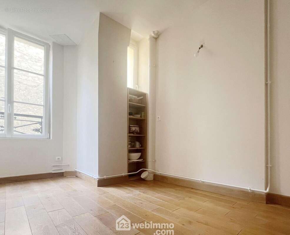 Chambre 2 - Appartement à MALAKOFF
