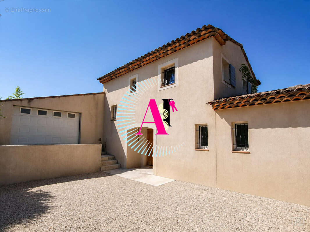 Maison 180 m² à Montauroux  - photo 8