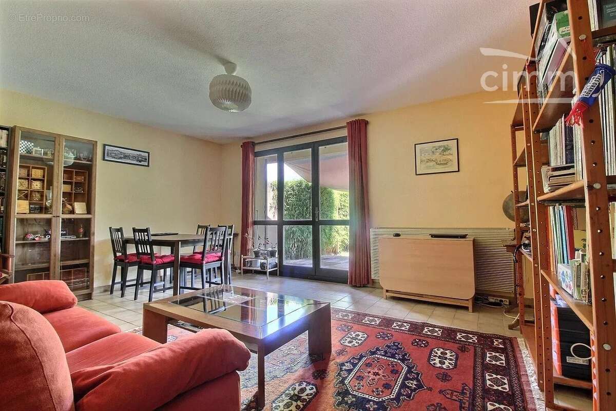 À vendre – Maison mitoyenne avec jardin à Crolles - photo 17