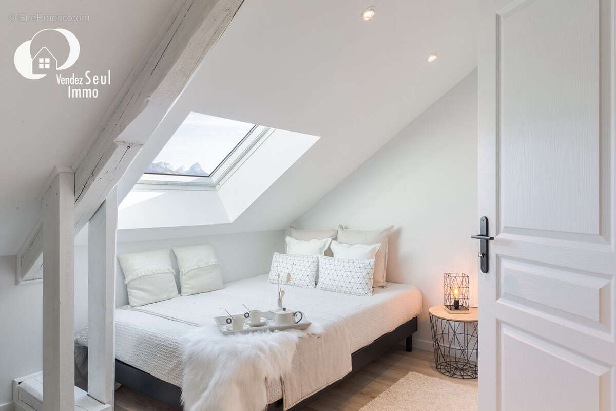 Appartement à GROISY