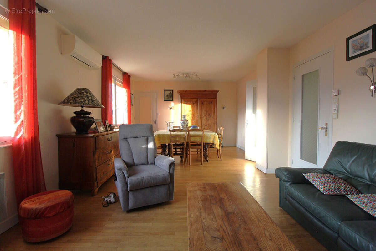 Maison à SAINT-AMOUR