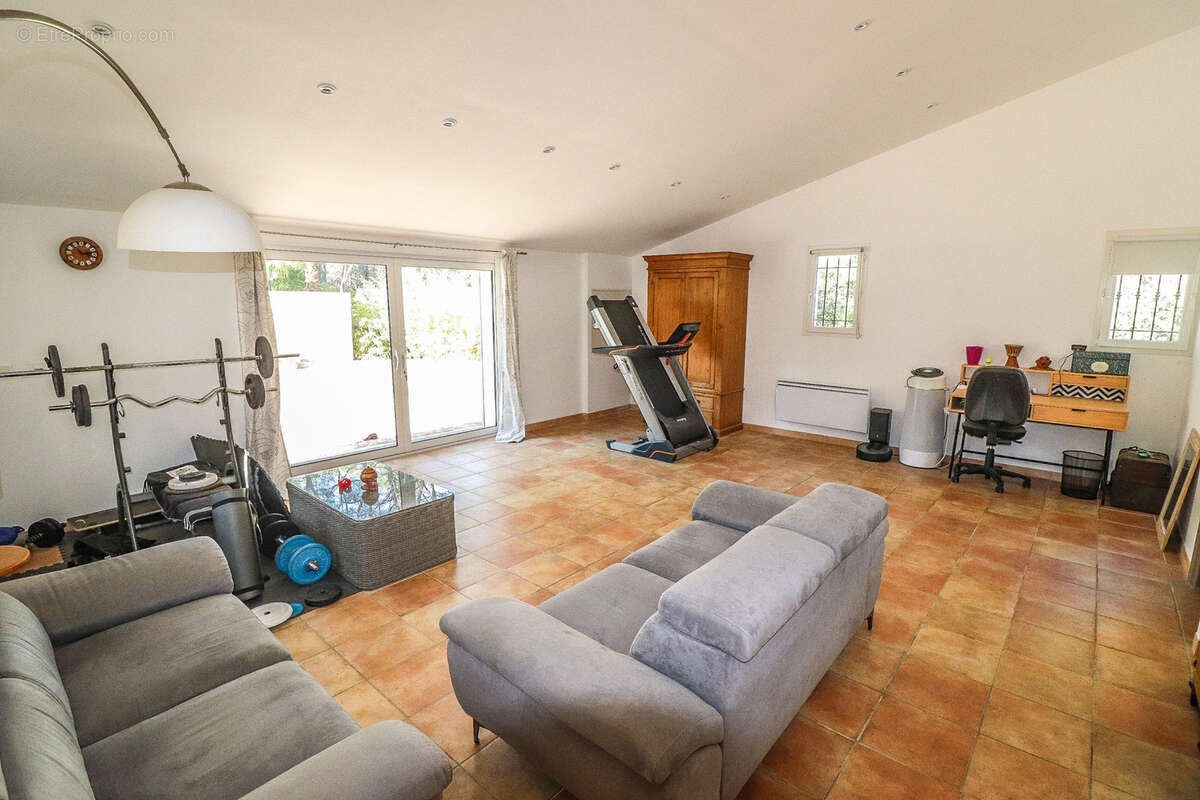 Maison à DRAGUIGNAN