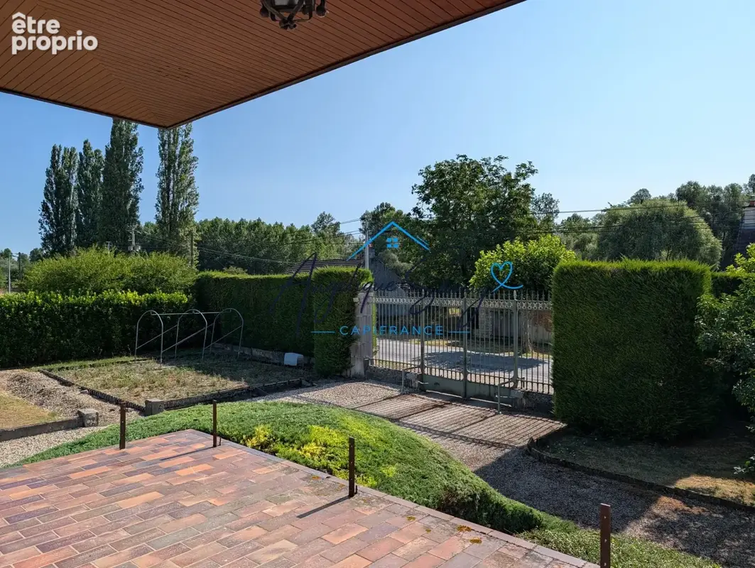 À VENDRE – Belle maison familiale de caractère de 200 m² avec terrain de 2 771 m² à Lays-sur-le-Doubs à 15 minutes de seurre - photo 3