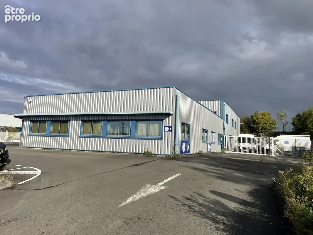 Commerce 1 200 m² à vendre à Bretteville-Sur-Odon (14760) - photo 2