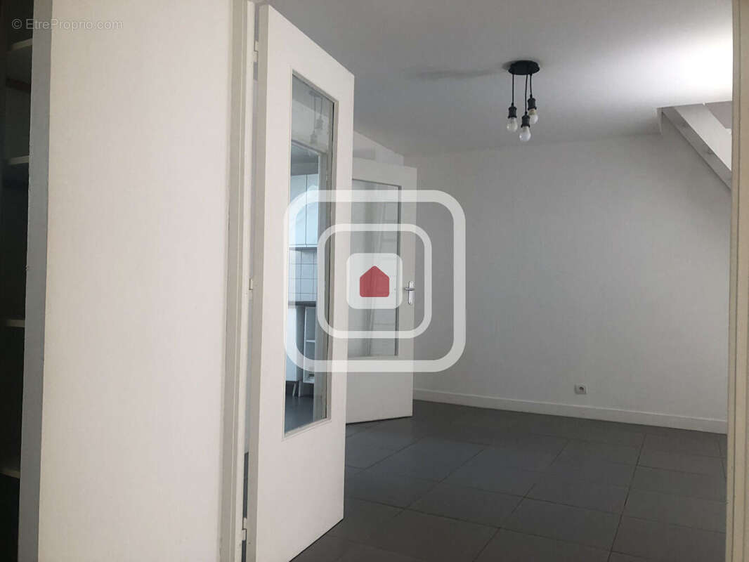 Appartement reims t2  52.25 m²  habitables pour 75.60 m² au sol - photo 11