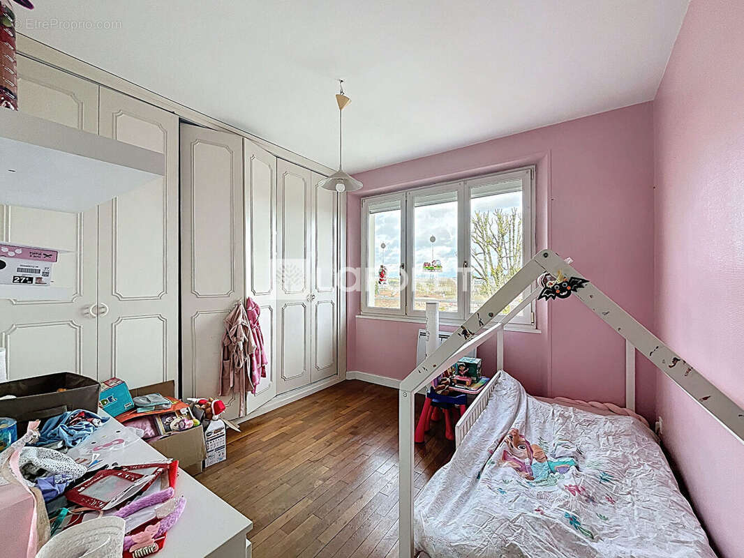Maison à CHAUMONT