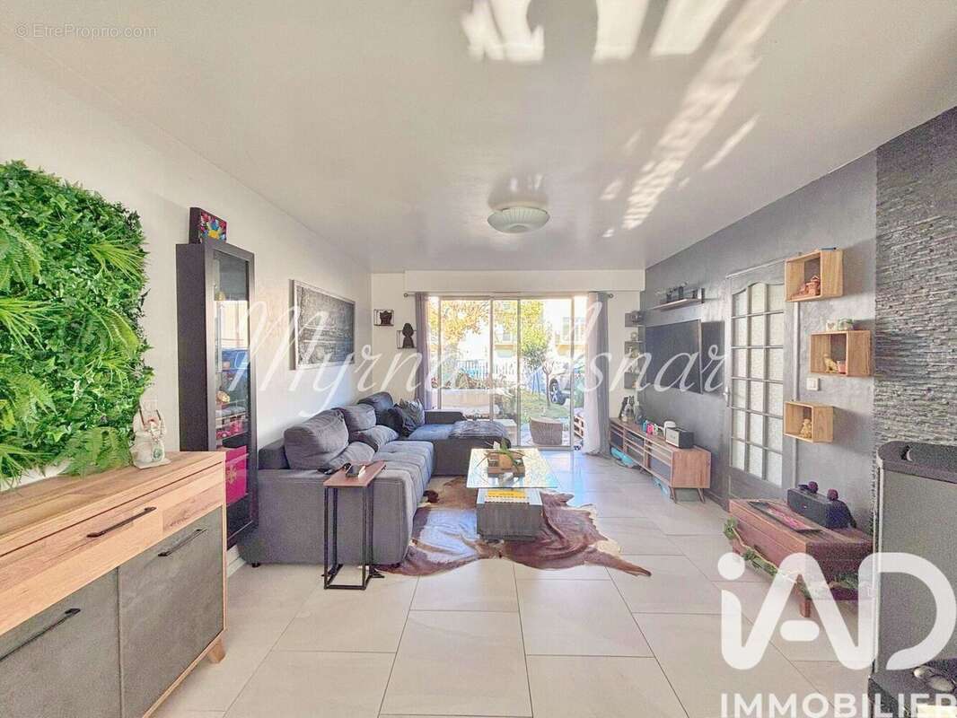 Photo 2 - Maison à SAVIGNY-SUR-ORGE