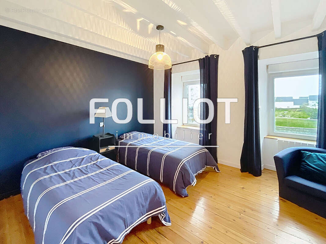 Maison à SAINTE-MARIE-DU-MONT