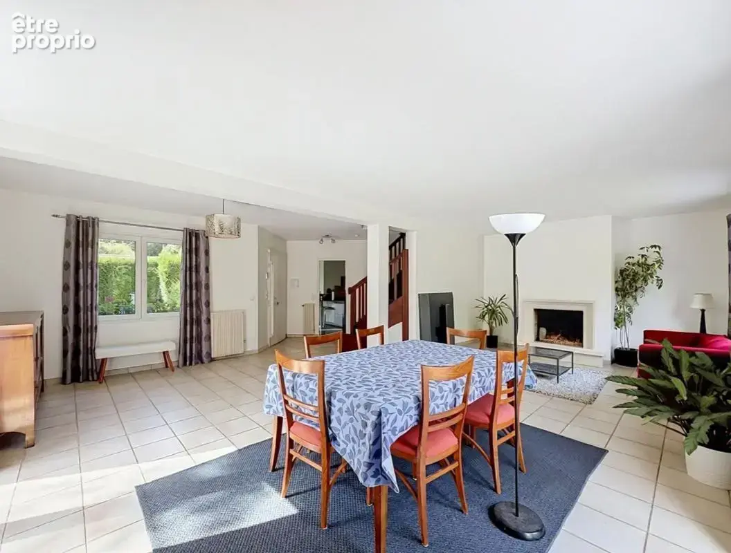 Maison d'architecte voisins le bretonneux - 8 pièce(s) - 205 m2 - photo 2