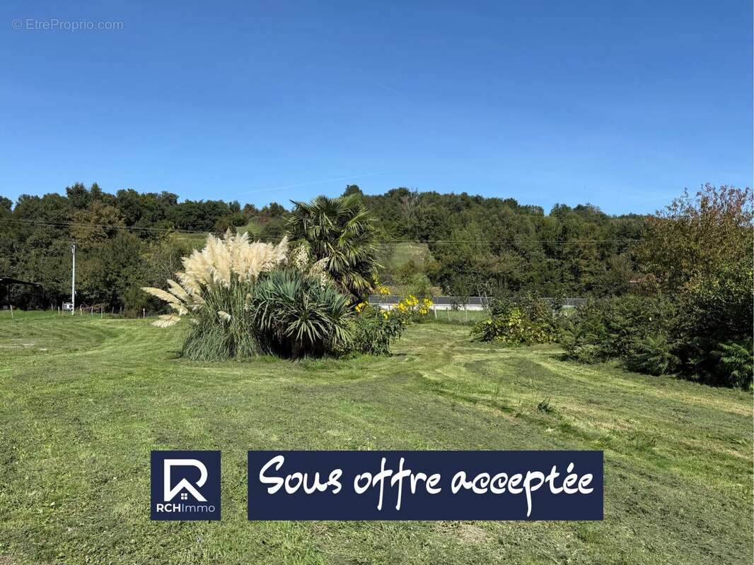 Terrain à OYTIER-SAINT-OBLAS