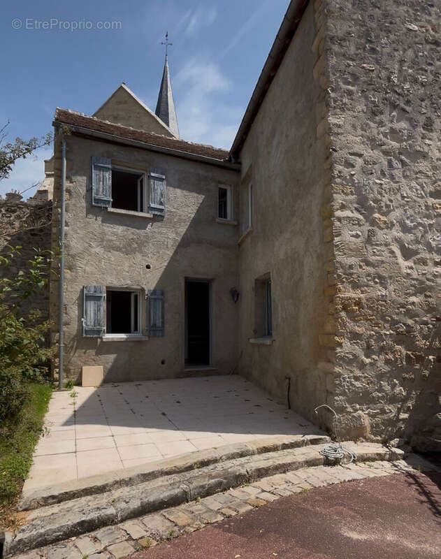 Maison à PONTOISE