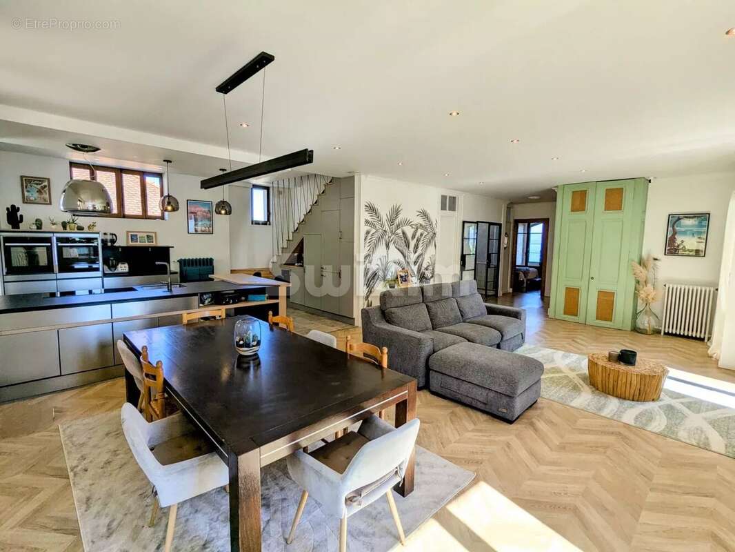 Appartement à EVIAN-LES-BAINS