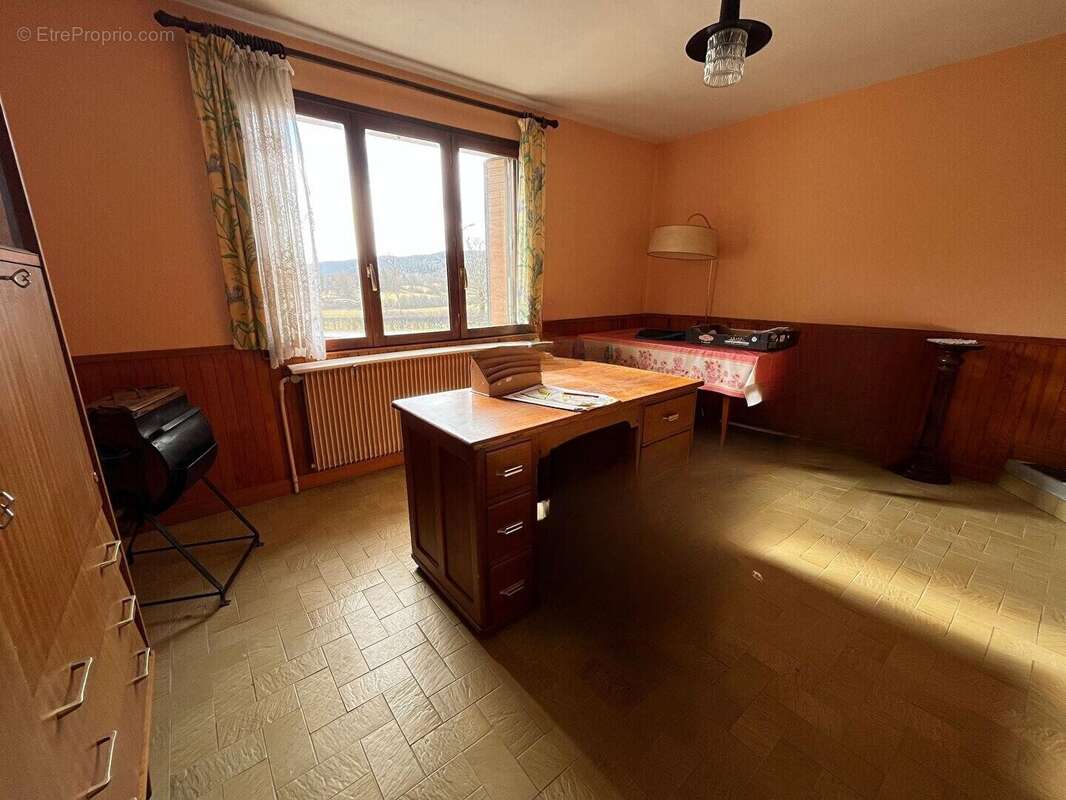 Maison à HAUTEVILLE-LOMPNES