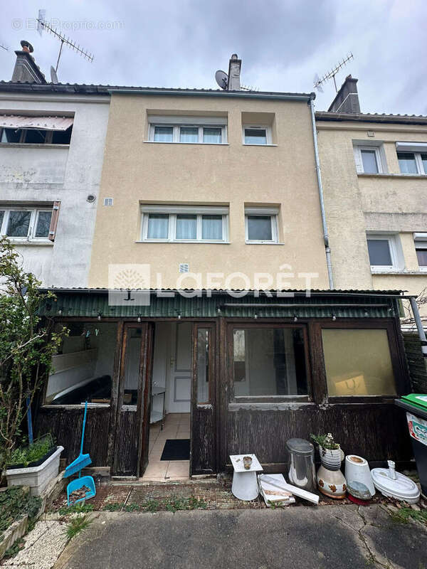 Maison à GONESSE