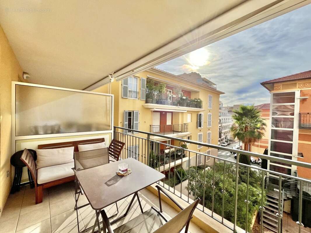 Appartement à MENTON