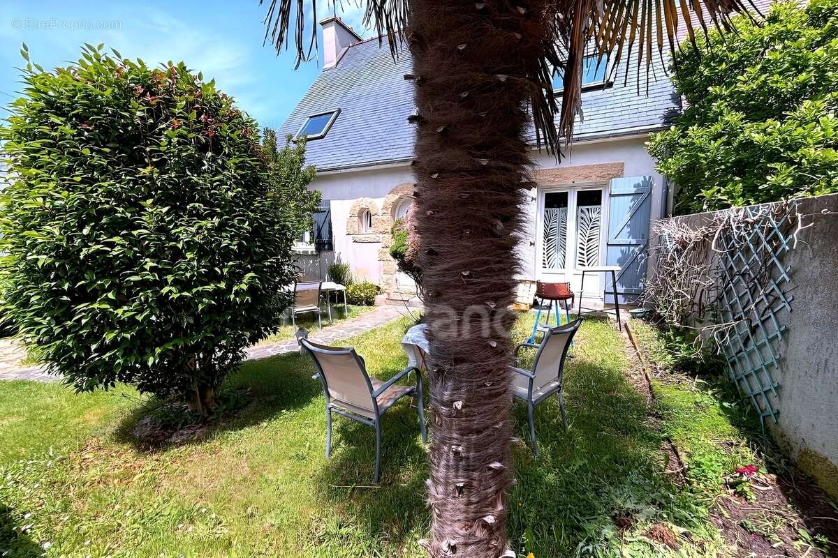 Maison spacieuse 4 chambres dont une au rez-de-chaussée, sous sol et garage aux portes de Tréboul-Douarnenez(29) - photo 2