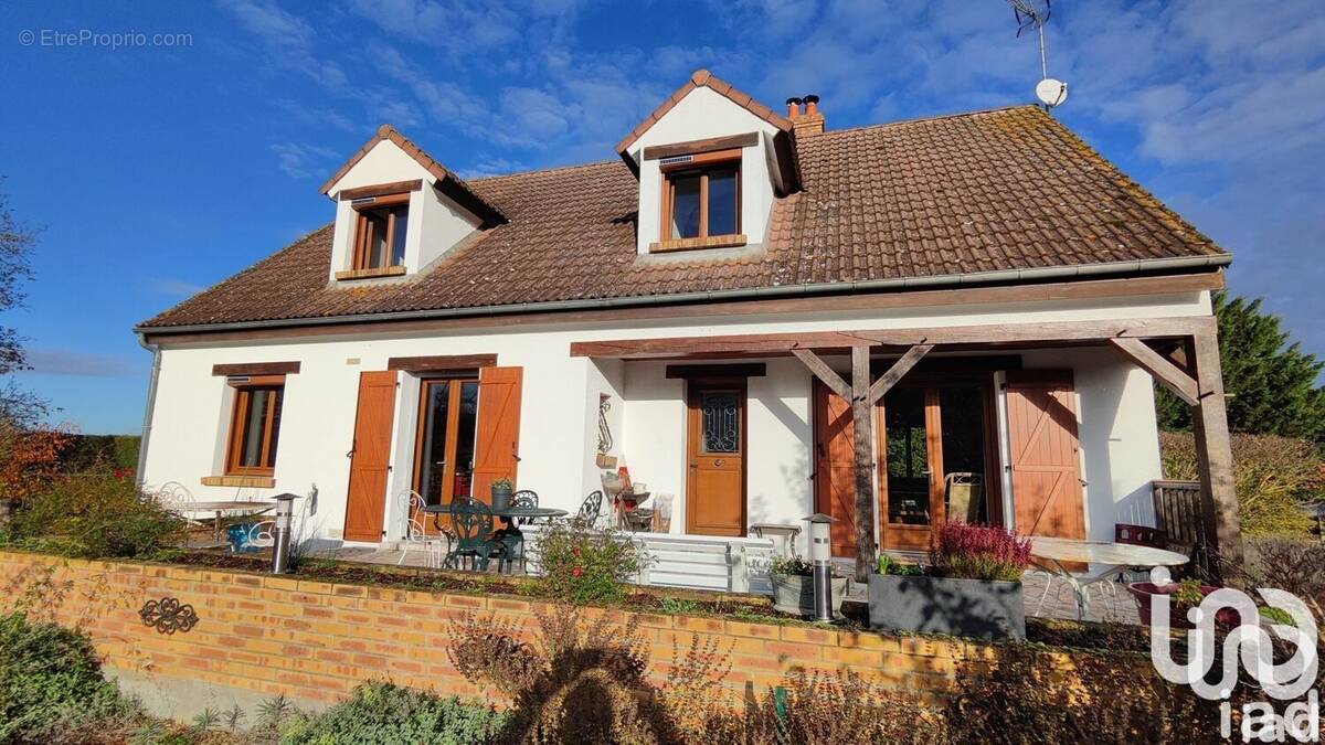 Photo 1 - Maison à BOUILLY-EN-GATINAIS