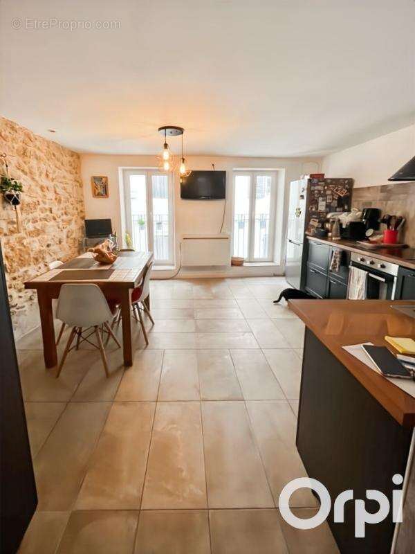 Appartement à PONT-SAINT-ESPRIT