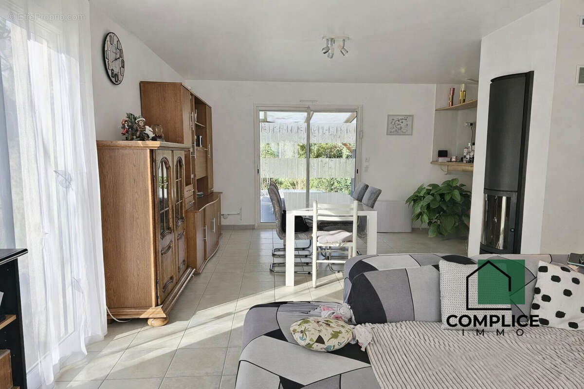 Maison à VIGNEUX-DE-BRETAGNE