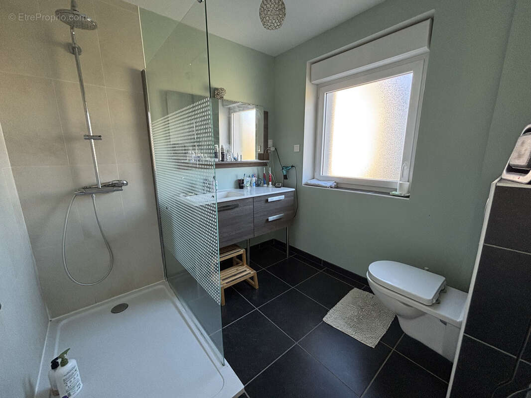 Maison à LE RELECQ-KERHUON