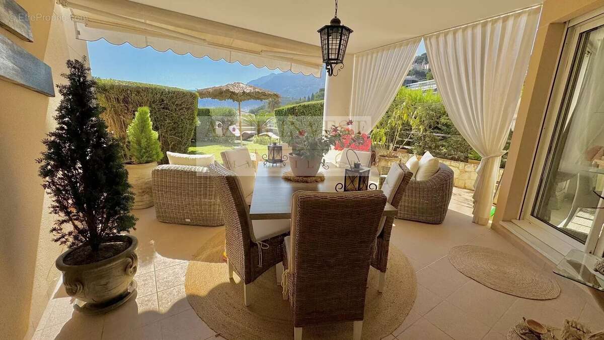 Appartement à ROQUEBRUNE-CAP-MARTIN