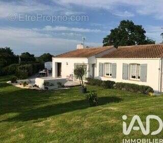 Photo 2 - Maison à LA GARNACHE