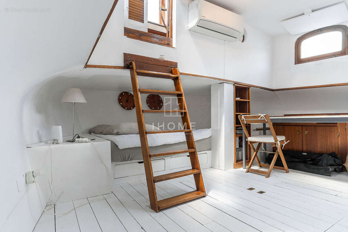 Appartement à PARIS-6E