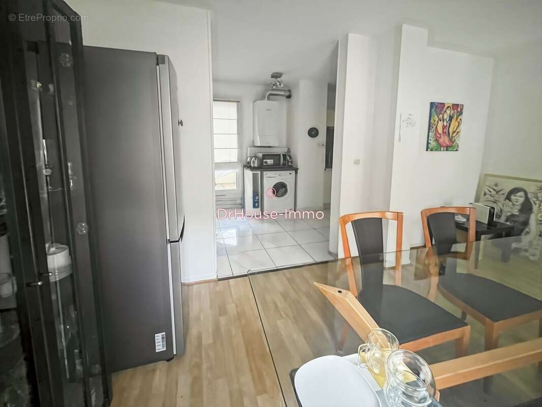 Appartement à BUSSY-SAINT-GEORGES