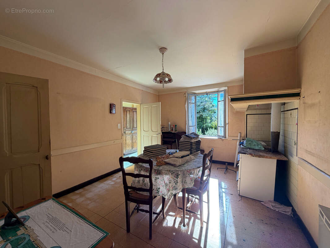 Maison à SERVIERS-ET-LABAUME