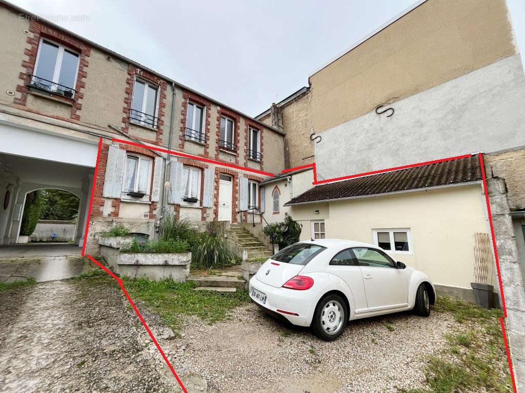 Appartement à SENS