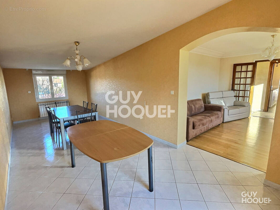 Appartement à GENAS