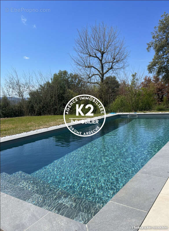 Maison à MALATAVERNE