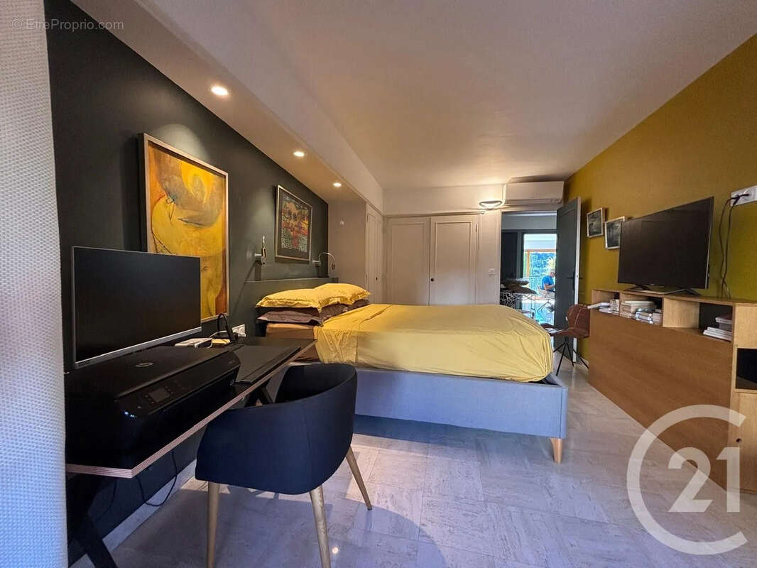 Appartement à LE CANNET